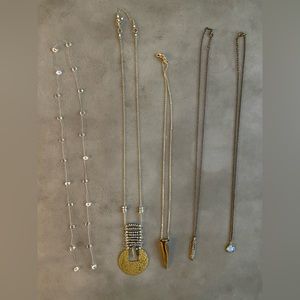 Set of 5 Necklaces Costume Jewelry Pendant Necklaces with 2 Rings